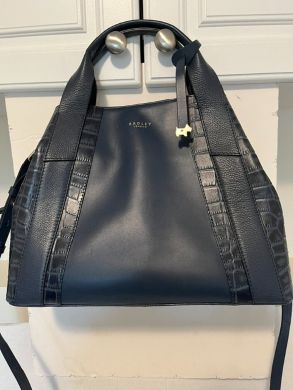Radley London Baylis Road Medium Multiway Bag.